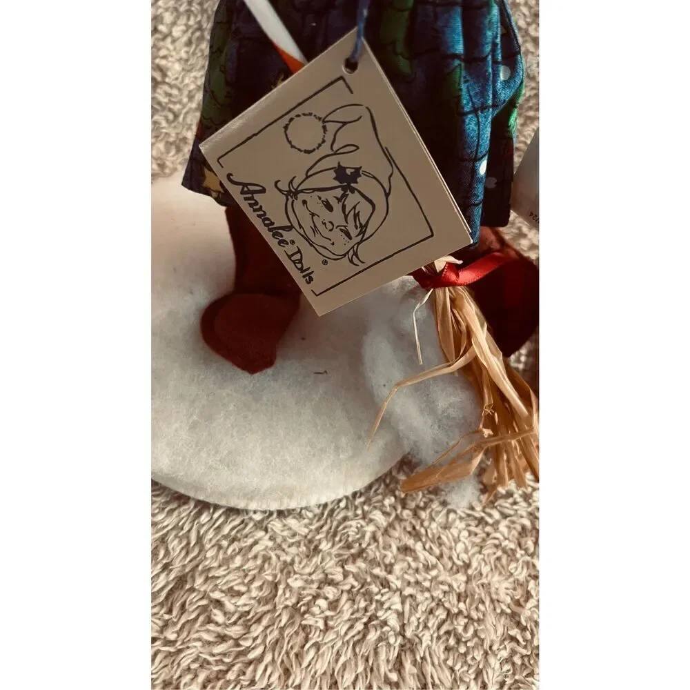 ANNALEE Doll Snow Man Candy Cane Sweeping 1998 10